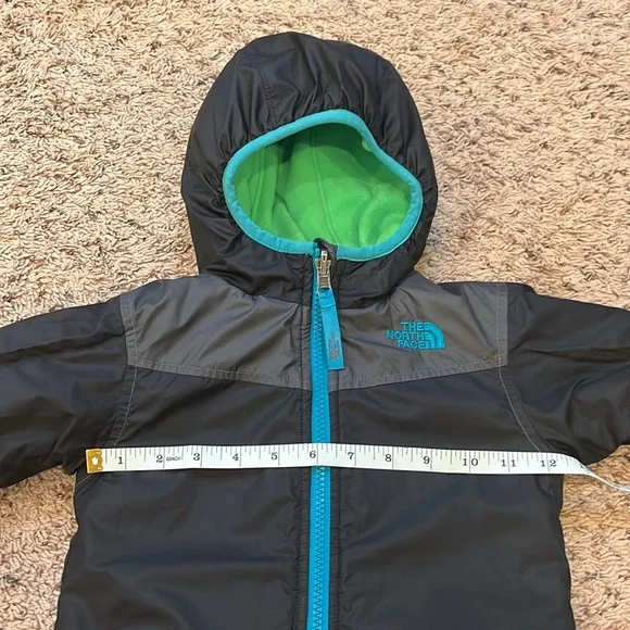 Toddler The North Face Reversible Puffer Coat - Picture 10 of 12